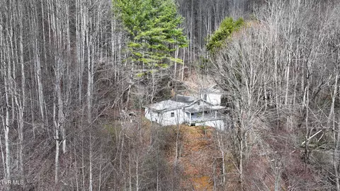 180 Simerly Creek Road Hampton Tn 37658, Hampton, TN 37658 photo 6