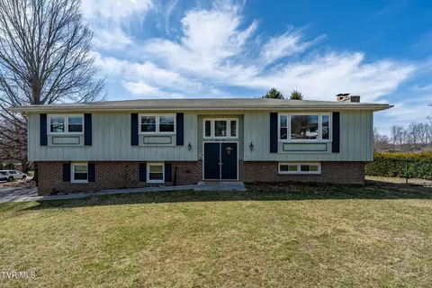 84 Stone Drive Bristol Tn 37620, Bristol, TN 37620