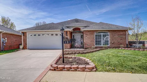 191 Apple Lake Drive Bluff City Tn 37618, Bluff City, TN 37618