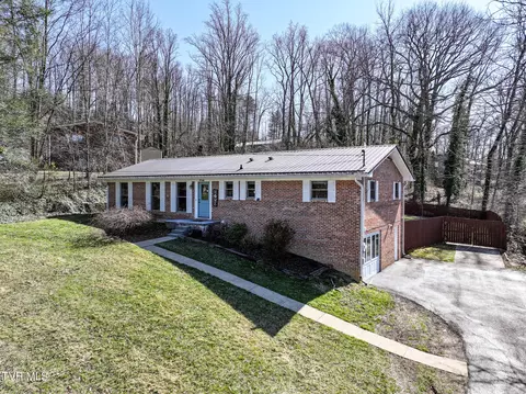 1408 Woodmont Drive Greeneville Tn 37743, Greeneville, TN 37743