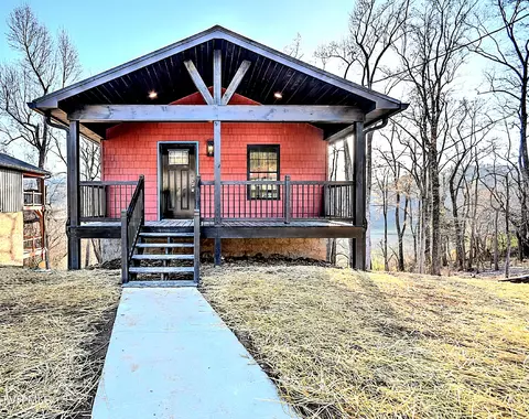 143 Daniel Lane Elizabethton Tn 37643, Elizabethton, TN 37643