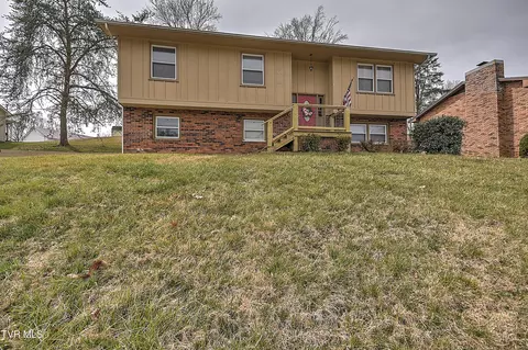 2109 Pinebrook Drive Kingsport Tn 37660, Kingsport, TN 37660