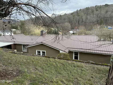 401 N Mohawk Drive Erwin Tn 37650, Erwin, TN 37650 photo 17