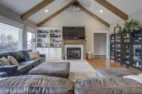 Living - 1274 Panoramic Vista Gray Tn 37615, Gray, TN 37615 photo 1 of 6