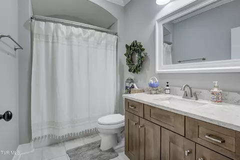 Bath - 1274 Panoramic Vista Gray Tn 37615, Gray, TN 37615 photo 8 of 8