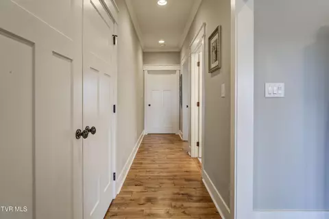Entry Way - 1274 Panoramic Vista Gray Tn 37615, Gray, TN 37615 photo 6 of 6