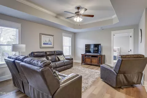 Living - 1274 Panoramic Vista Gray Tn 37615, Gray, TN 37615 photo 5 of 6
