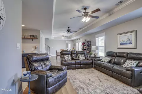 Living - 1274 Panoramic Vista Gray Tn 37615, Gray, TN 37615 photo 6 of 6