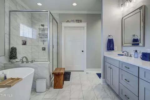 Bath - 1274 Panoramic Vista Gray Tn 37615, Gray, TN 37615 photo 1 of 8