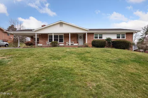 202 White Way Drive Johnson City Tn 37601, Johnson City, TN 37601