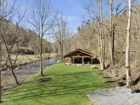 Exterior - 200 Clear Branch Road Erwin Tn 37650, Erwin, TN 37650 photo 23 of 35