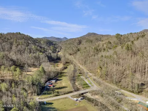 View/Area - 200 Clear Branch Road Erwin Tn 37650, Erwin, TN 37650 photo 3 of 9