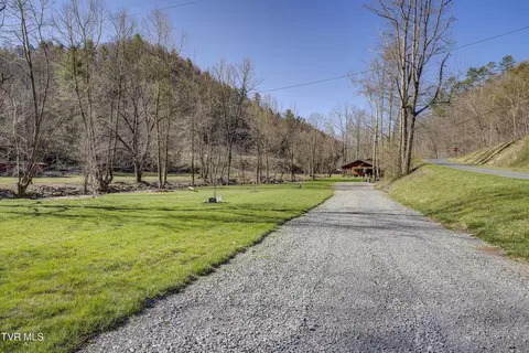 Exterior - 200 Clear Branch Road Erwin Tn 37650, Erwin, TN 37650 photo 19 of 35