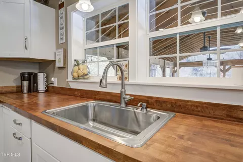 Kitchen - 200 Clear Branch Road Erwin Tn 37650, Erwin, TN 37650 photo 7 of 8