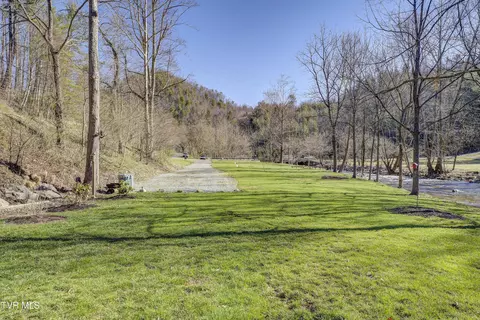 Exterior - 200 Clear Branch Road Erwin Tn 37650, Erwin, TN 37650 photo 14 of 35