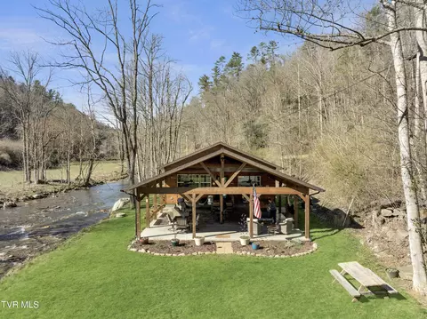 200 Clear Branch Road Erwin Tn 37650, Erwin, TN 37650