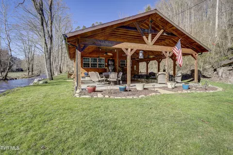 Exterior - 200 Clear Branch Road Erwin Tn 37650, Erwin, TN 37650 photo 3 of 35