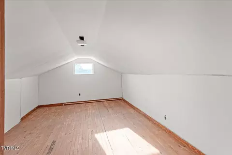 Bedroom - 295 Taylor Road Fall Branch Tn 37656, Fall Branch, TN 37656 photo 10 of 12