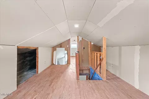 Entry Way - 295 Taylor Road Fall Branch Tn 37656, Fall Branch, TN 37656 photo 5 of 5