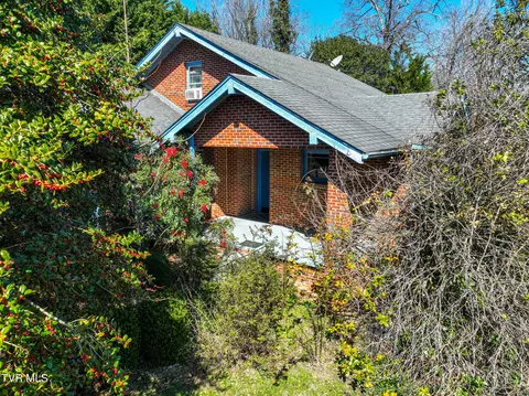 Exterior - 415 Fairgrounds Road Greeneville Tn 37745, Greeneville, TN 37745 photo 1 of 22