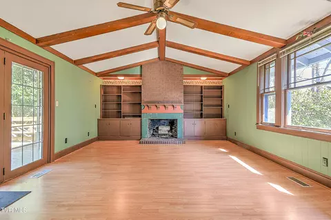 Living - 415 Fairgrounds Road Greeneville Tn 37745, Greeneville, TN 37745 photo 4 of 5