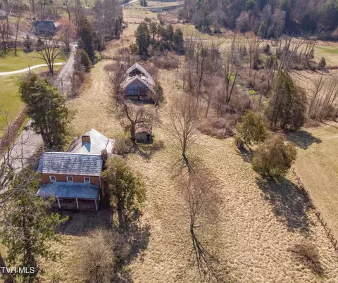 Exterior - 337 Painter Road Bristol Tn 37620, Bristol, TN 37620 photo 4 of 12