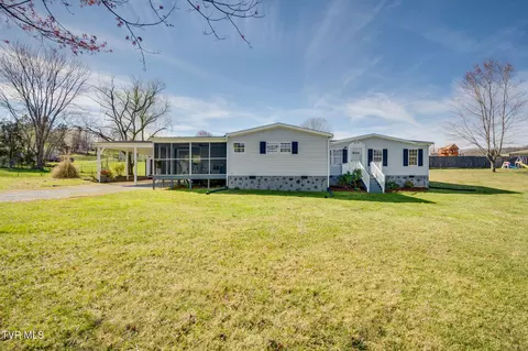 112 Cecil Vanhuss Road Elizabethton Tn 37643, Elizabethton, TN 37643
