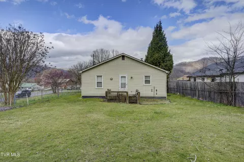 614 S Elm Avenue Erwin Tn 37650, Erwin, TN 37650 photo 22