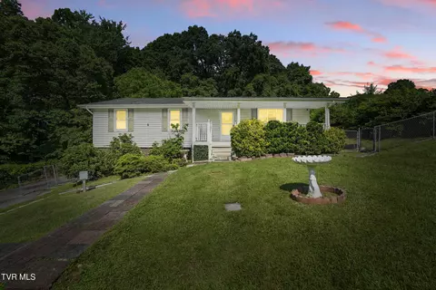 529 Hiwassee Street Mount Carmel Tn 37645, Mount Carmel, TN 37645