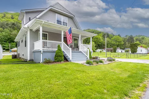 1022 S Shady Avenue Damascus Va 24236, Damascus, VA 24236