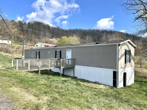 13 Woods Road Castlewood Va 24224, Castlewood, VA 24224