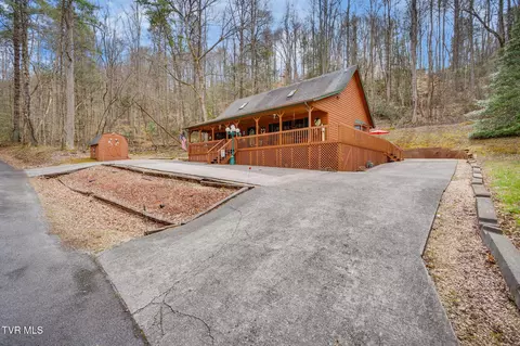 Exterior - 105 Laurel Road Erwin Tn 37650, Erwin, TN 37650 photo 3 of 8