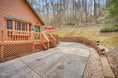 Exterior - 105 Laurel Road Erwin Tn 37650, Erwin, TN 37650 photo 5 of 8