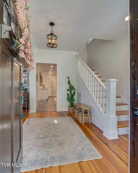352 Clinchfield Avenue Erwin Tn 37650, Erwin, TN 37650 photo 4