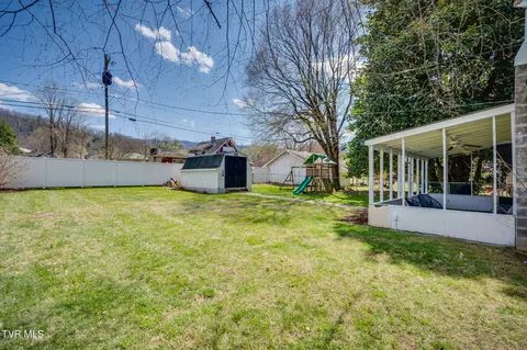 352 Clinchfield Avenue Erwin Tn 37650, Erwin, TN 37650 photo 25