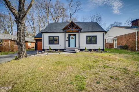 1142 Catawba Street Kingsport Tn 37660, Kingsport, TN 37660