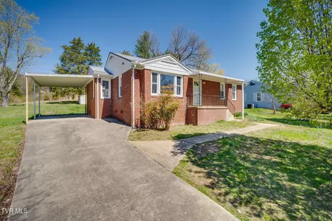 24 Greenway Street Greeneville Tn 37743, Greeneville, TN 37743