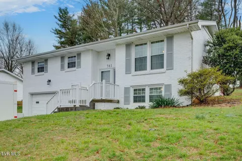 761 Meadowcrest Drive Bristol Va 24201, Bristol, VA 24201