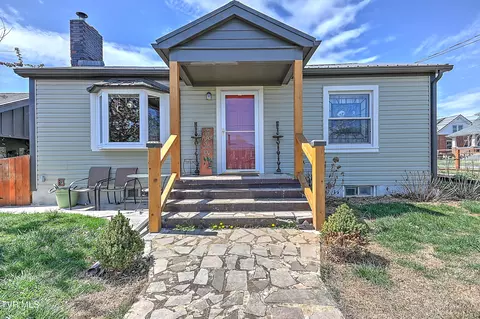 409 Mcarthur Avenue Elizabethton Tn 37643, Elizabethton, TN 37643