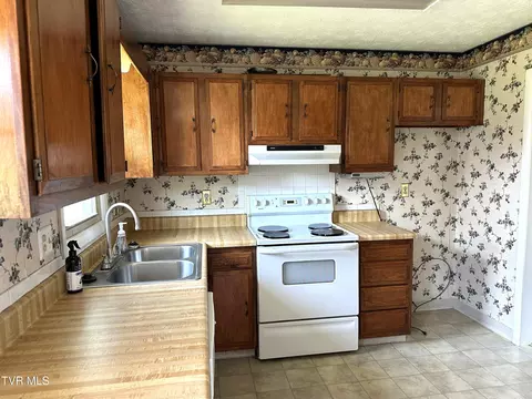 2602 Austin Village Boulevard Johnson City Tn 37601, Johnson City, TN 37601 photo 26