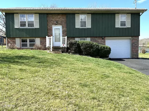 2602 Austin Village Boulevard Johnson City Tn 37601, Johnson City, TN 37601