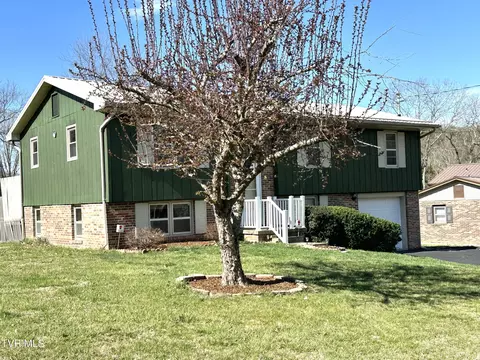 2602 Austin Village Boulevard Johnson City Tn 37601, Johnson City, TN 37601 photo 4