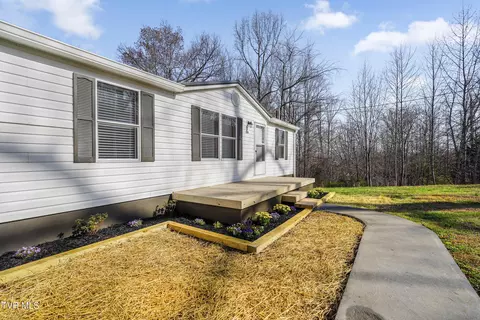 500 Peartree Lane Elizabethton Tn 37643, Elizabethton, TN 37643