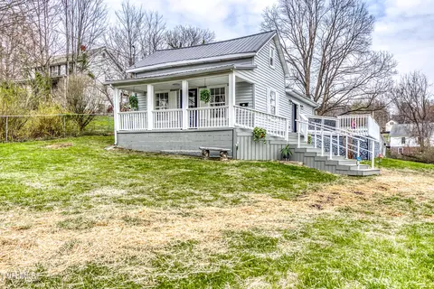420 SW Baltimore Street Abingdon Va 24210, Abingdon, VA 24210