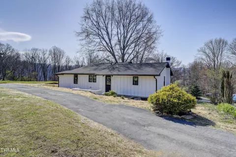 143 Zeb Grindstaff Road Elizabethton Tn 37643, Elizabethton, TN 37643