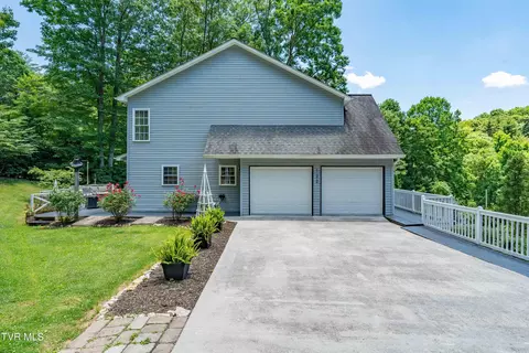 Exterior - 122 White Pine Road Hampton Tn 37658, Hampton, TN 37658 photo 23 of 26
