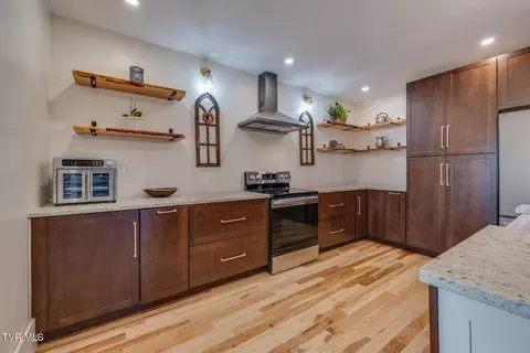 Kitchen - 725 Reece Road Chuckey Tn 37641, Chuckey, TN 37641 photo 2 of 3