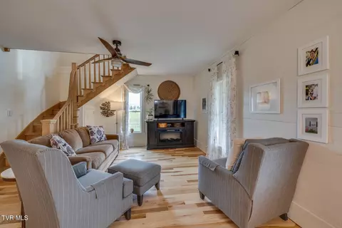 Living - 725 Reece Road Chuckey Tn 37641, Chuckey, TN 37641 photo 1 of 3