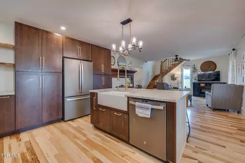 Kitchen - 725 Reece Road Chuckey Tn 37641, Chuckey, TN 37641 photo 3 of 3