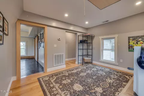Entry Way - 725 Reece Road Chuckey Tn 37641, Chuckey, TN 37641 photo 2 of 3